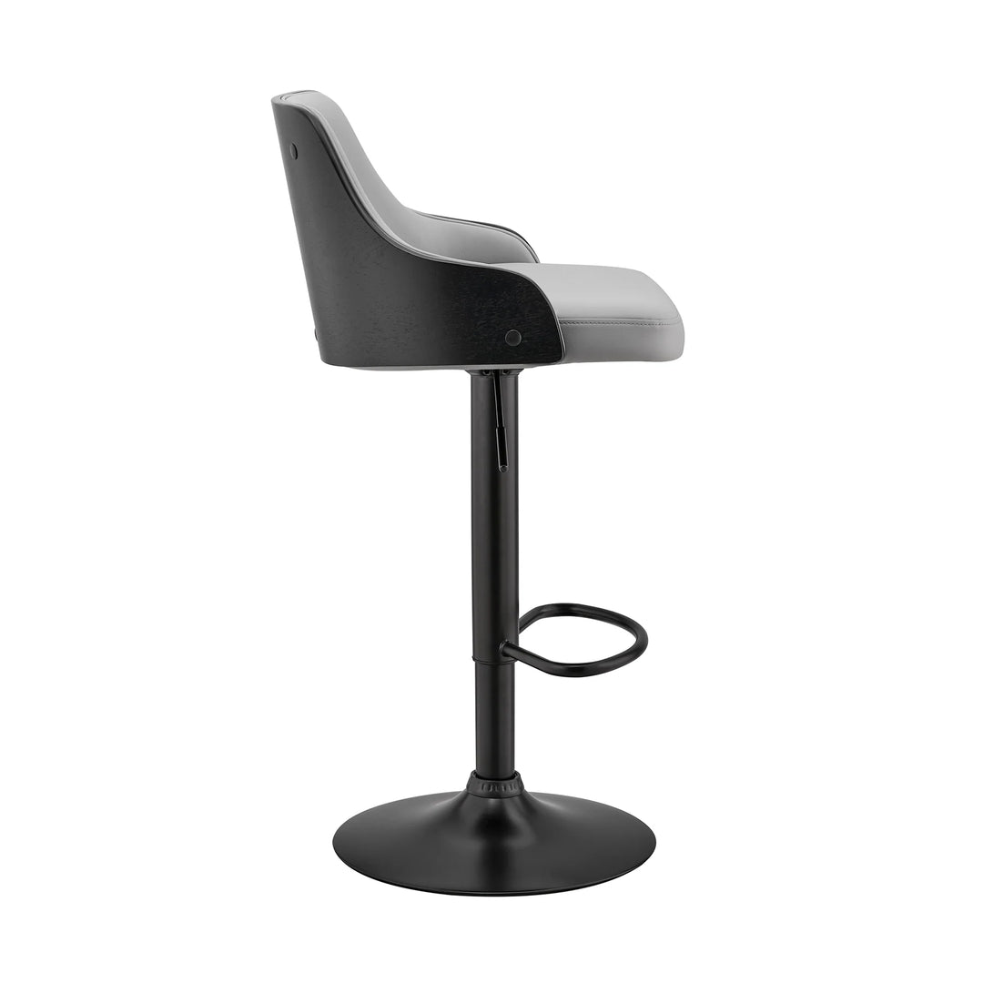 Asher Barstool