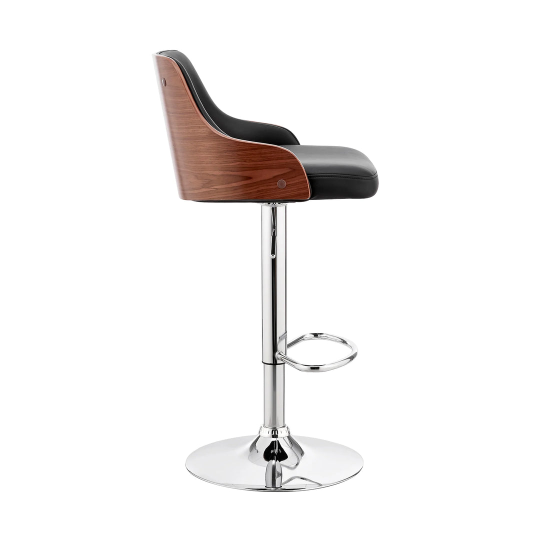 Asher Barstool