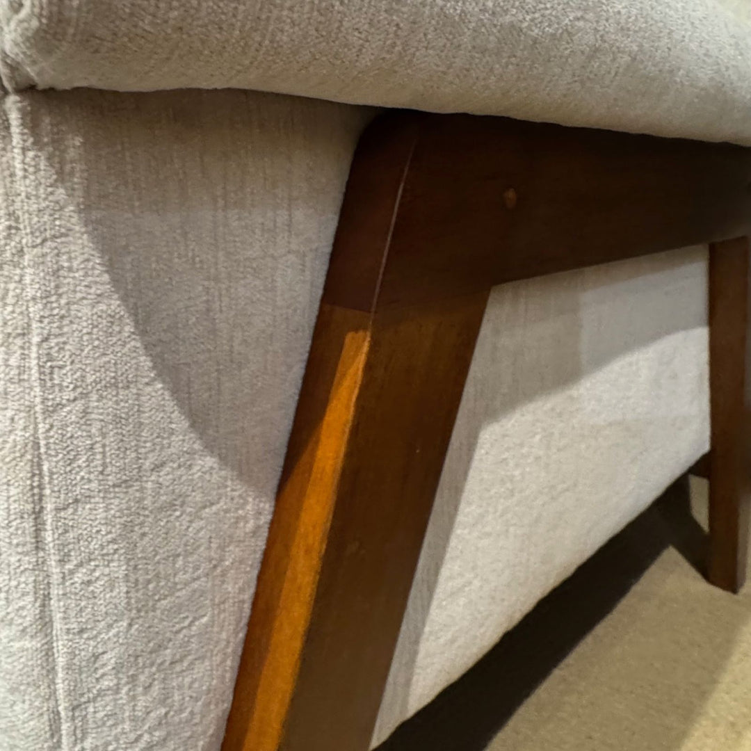 Biltwell Biagio Sofa – Oregon Made