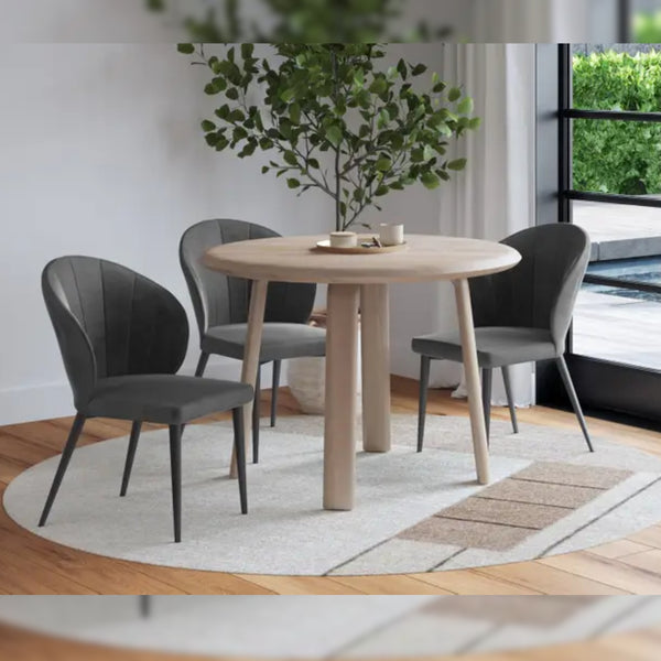 Malibu Round Dining Table in Natural Oak