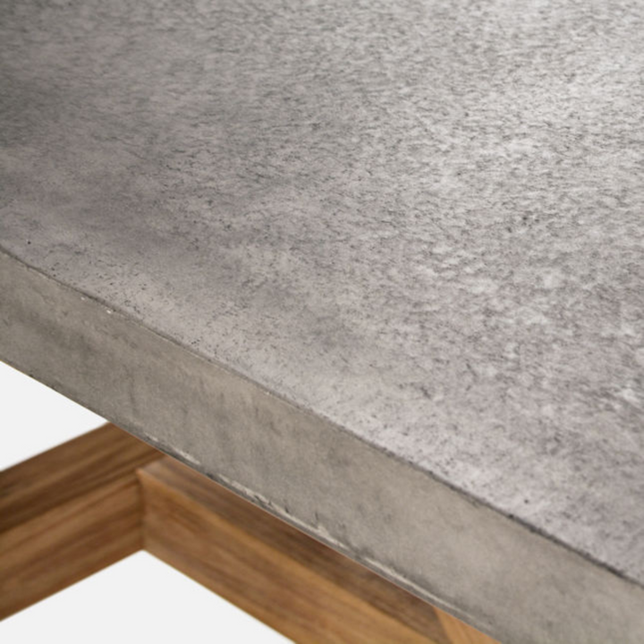 outdoor dining tables
