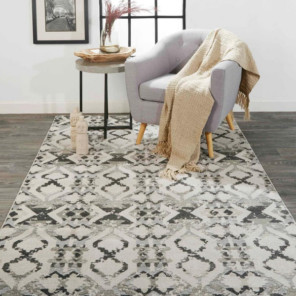 gray patterned rug