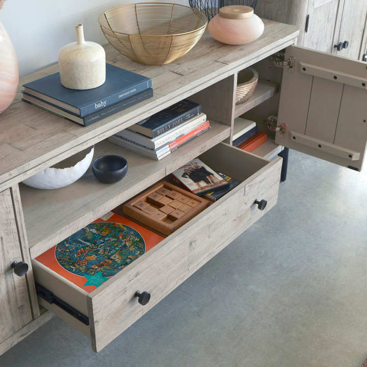 Zane Medium Console