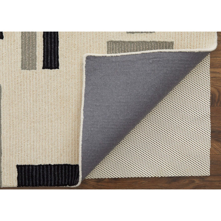 Maguire Rug Ivory/Black