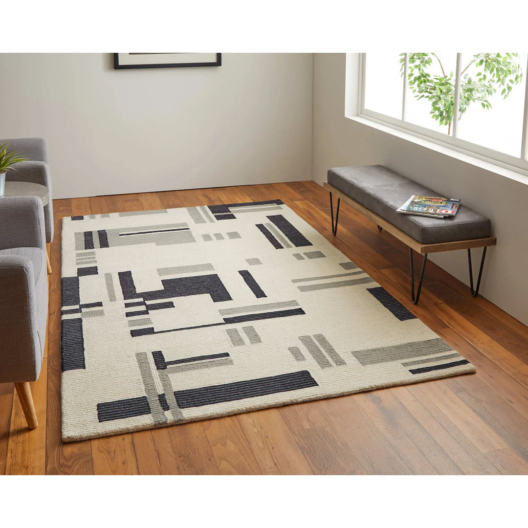 Maguire Rug Ivory/Black