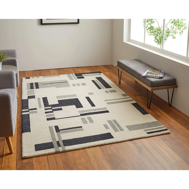 Maguire Rug Ivory/Black